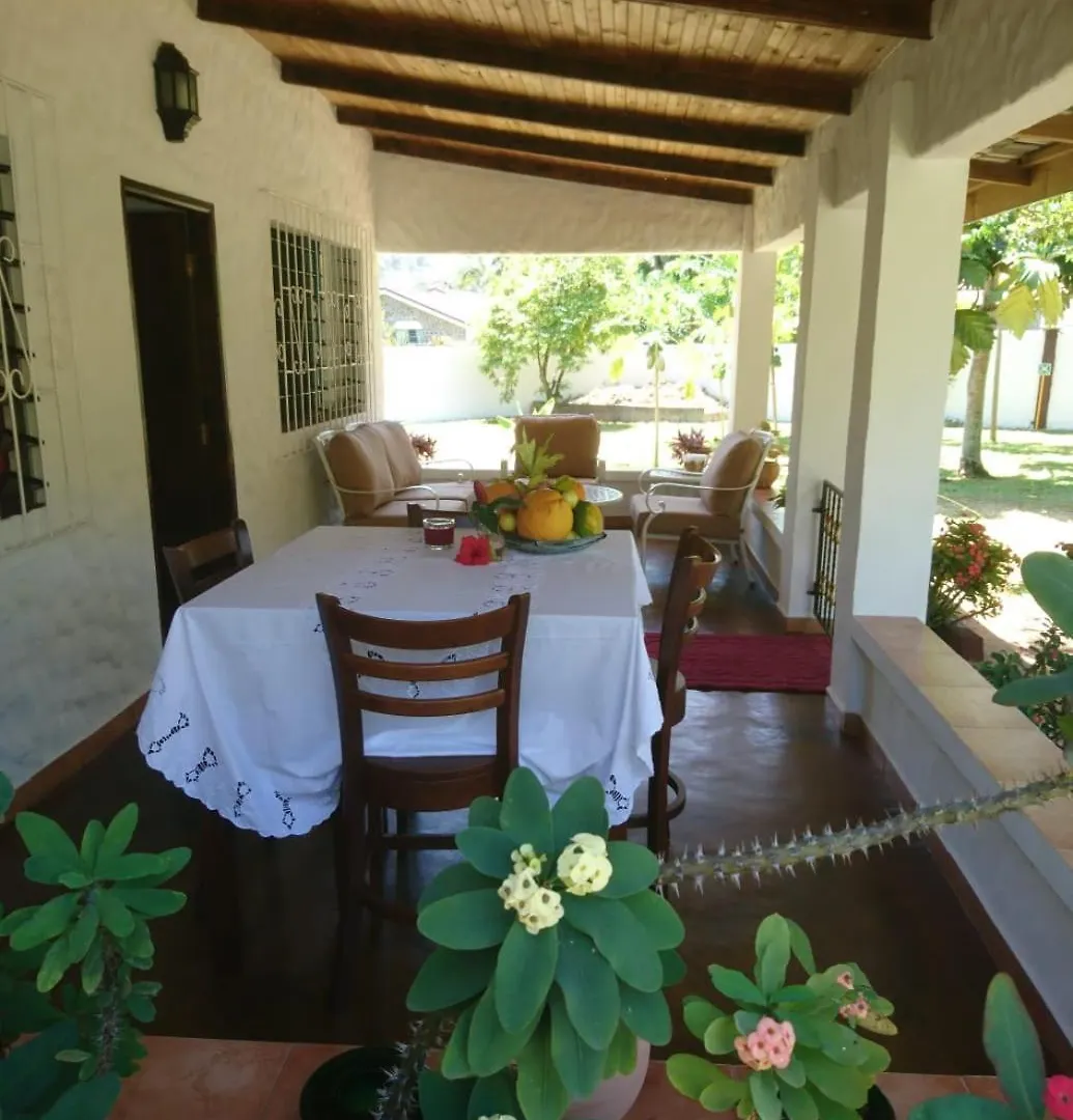 Hcs Bungalows Turtle Bay Rustic Bungalow Au Cap