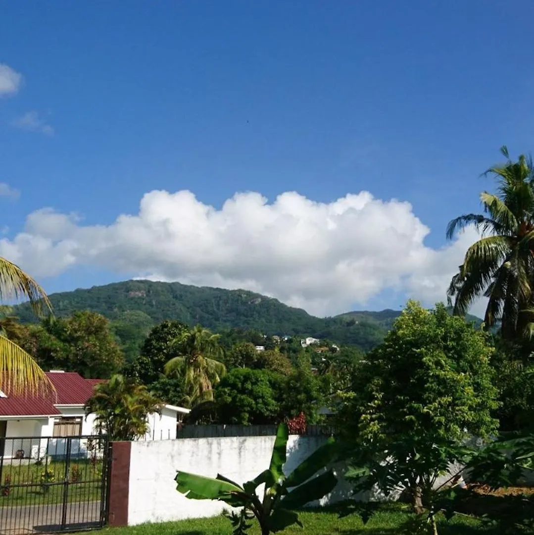 Apartment Hcs Bungalows Turtle Bay Rustic Bungalow Au Cap Seychellen